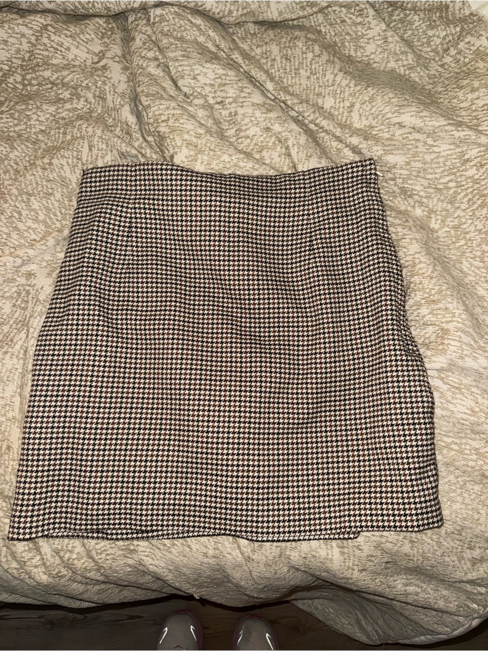 H&M Houndstooth Mini Skirt